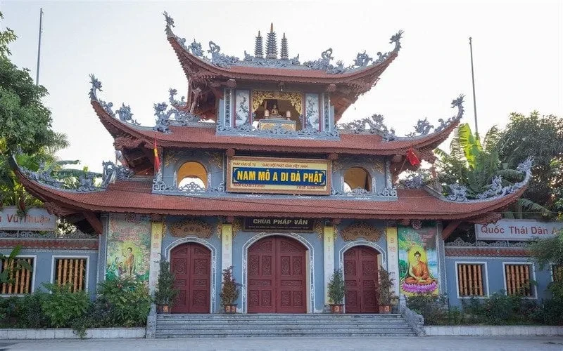 Chùa Pháp Vân 01