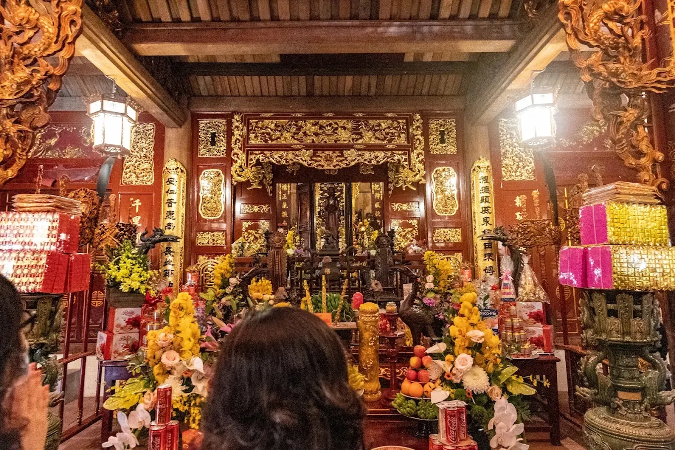 Đền Bạch Mã 02