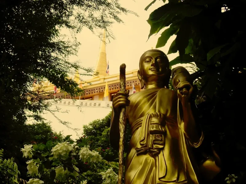 luan hoi la gi nghiep bao va vong sinh tu