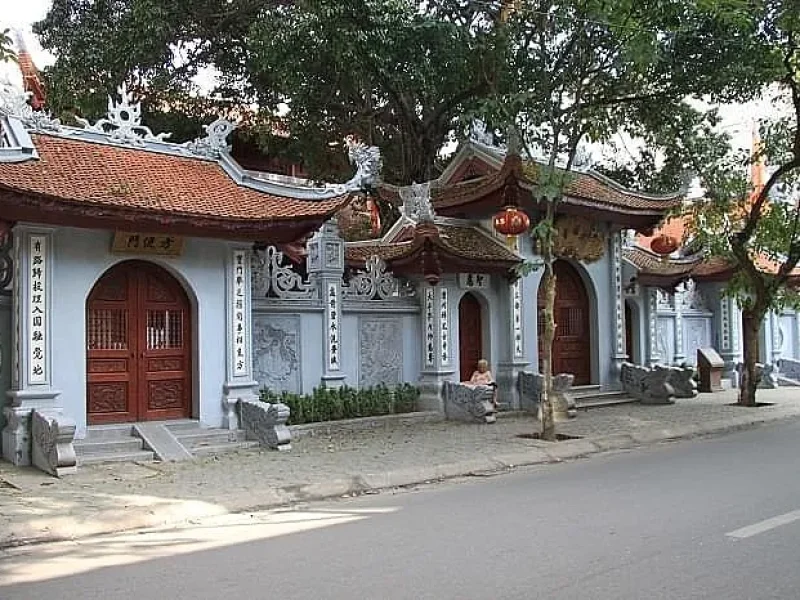 Chùa Hòe Nhai (Hồng Phúc Tự) ()