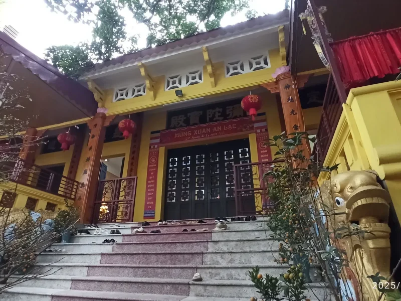Chùa Ngũ Xã (Thần Quang Tự) ()