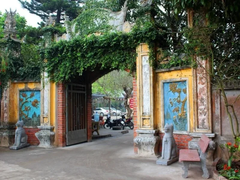 chùa Phổ Quang ()